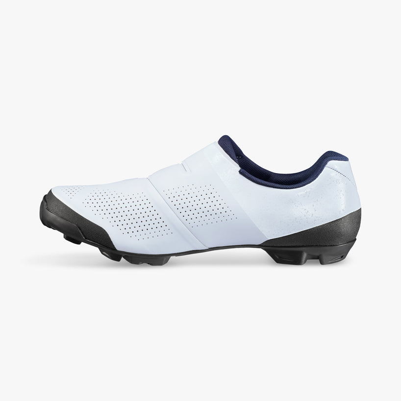 SH-XC302 BICYCLE SHOES | BLACK 44