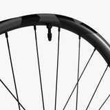 WHEEL, WH-M8200-B-29, DEORE XT, F&R, RIM:29, F:28H R:28H, FOR 12-S, F:15/R:12MM E-THRU TUBELESS OLD:110/148MM, W/TUBELESS TAPE, FOR CENTERLOCK DISC