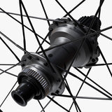 WHEEL, WH-M9220-B-29, XTR, FRONT, RIM:29, 28H, F:15MM E-THRU TUBELESS OLD:110MM, W/TUBELESS TAPE, FOR CL DISC, W/O BAG