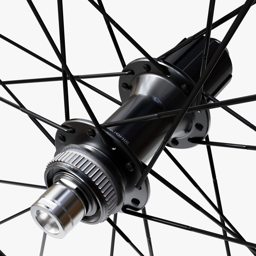 WHEEL, WH-RS710-C32-TL, FRONT, 24H, OLD:100MM, F:12MM E-THRU, TUBELESS, BLACK, W/TUBELESS TAPE, FOR CL DISC