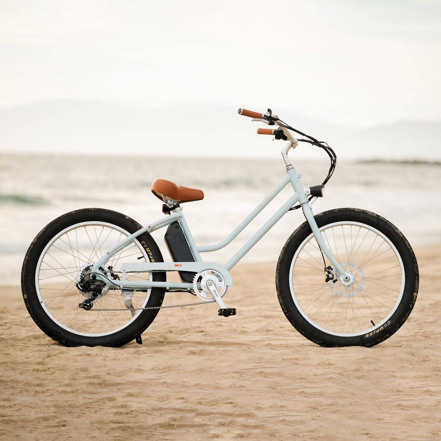 Chatham Rev 3 Beach Cruiser Electric Bike - Step Through