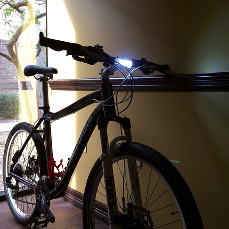 (USL-6BK) Thunderbolt USB Headlight