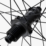 WHEEL, WH-M9200-B-29, XTR, FRONT, RIM:29, 24H, F:15MM E-THRU TUBELESS OLD:110MM, W/TUBELESS TAPE, FOR CL DISC, W/O BAG