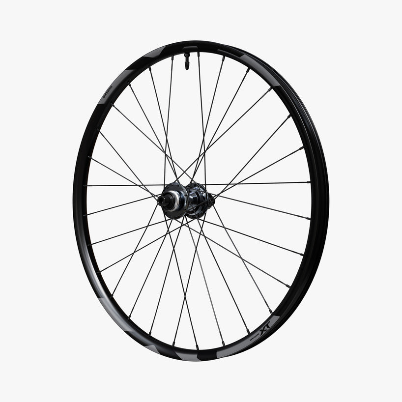 WHEEL, WH-M8200-B-27.5, DEORE XT, FRONT, RIM:27.5, 28H, F:15MM E-THRU TUBELESS OLD:110MM, W/TUBELESS TAPE, FOR CENTERLOCK DISC