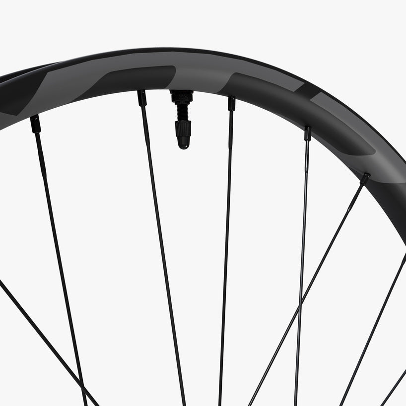 WHEEL, WH-M9220-B-29, XTR, F&R, RIM:29, F:28H R:28H, FOR 12-S, F:15/R:12MM E-THRU TUBELESS OLD:110/148MM, W/TUBELESS TAPE, FOR CL DISC, W/O BAG